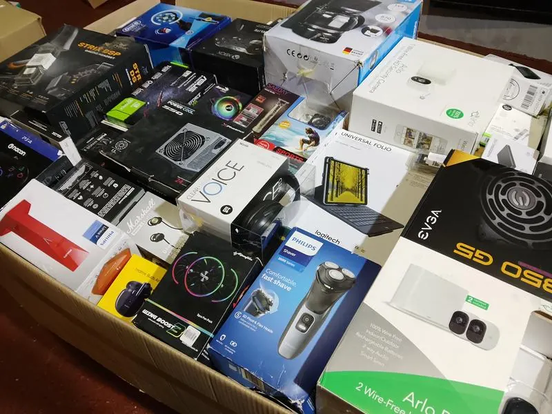 Unboxing de Andrea V.: Hervidor Ultratec, plancha Rexel, estación meteorológica y a